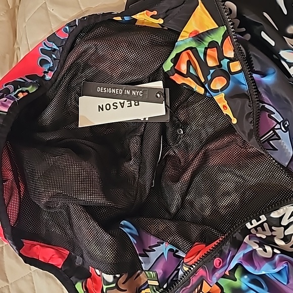 Reason Windbreaker - Picture 4 of 5